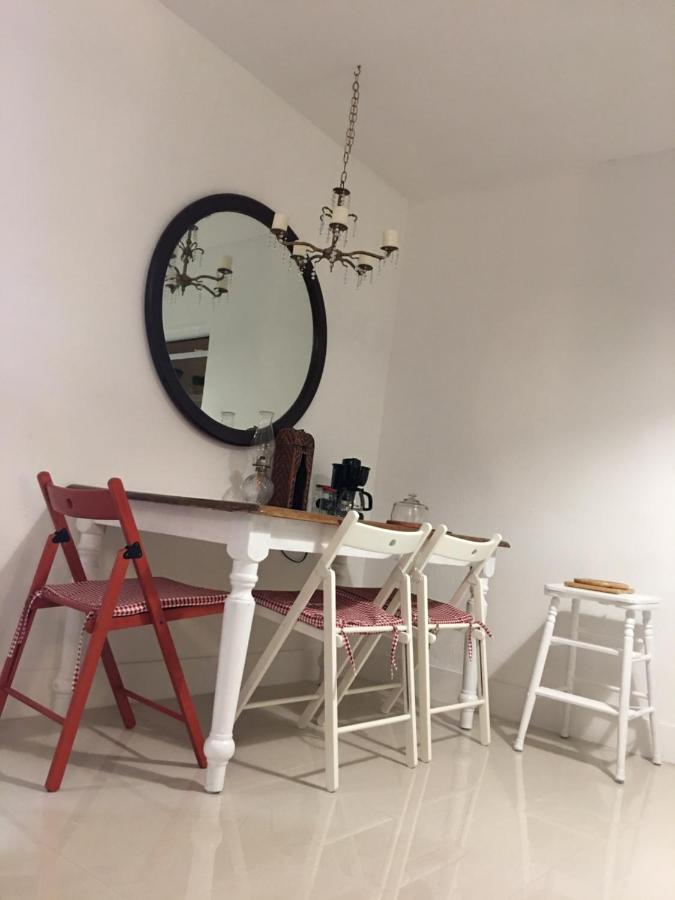 Private Studio Blocks From Coconut Grove Маямі Екстер'єр фото
